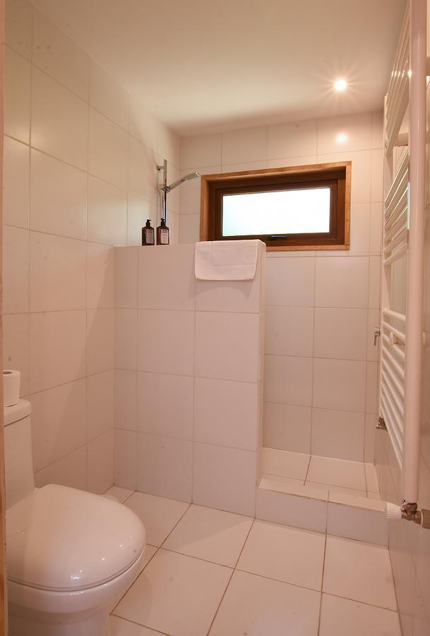 Raices Bed And Breakfast Coyhaique Exterior photo